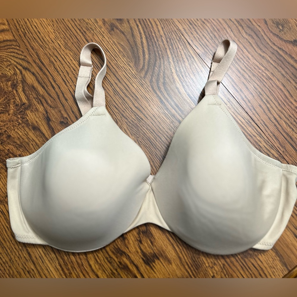 Hanes Beige Bra Size 38D